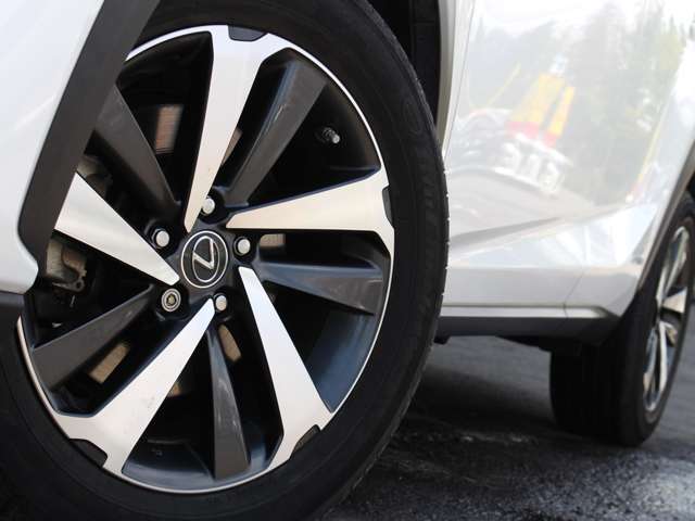 お車の装備、内外装の状態、お見積りの詳細等、様々なご質問もお受けいたします！お気軽にお問合せ下さい！
