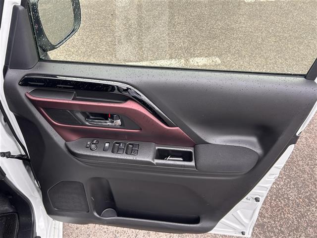 修復歴のある車は販売いたしません。厳格な検査をクリアした安心できるお車をご提案させていただきます。