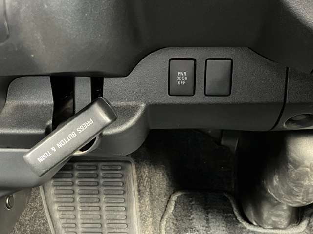 ガリバーの在庫は約4万台！お客様からご満足いただけるよう、バリエーション豊かなお車をご用意しております。