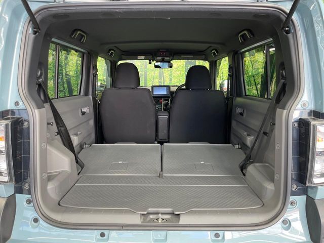 普段のお買い物や通勤、送迎等に十分な荷室スペースを確保しております。セカンドシートを倒すと、大きな荷物の積載も可能です♪