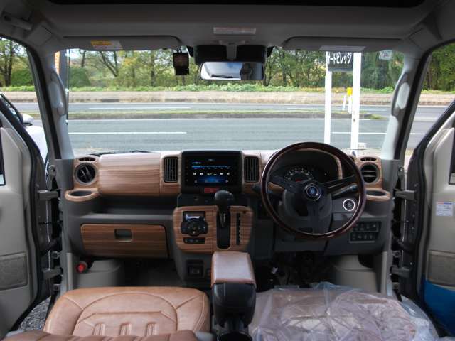 室内はアイボリー系のインテリア☆