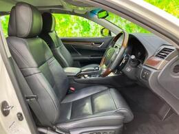 「この車の写真をもっと見たい」「状態が気になる」「この装備はついている？」どんな小さな疑問でもお気軽にお問い合わせください！