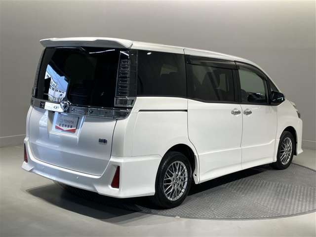 【納車後も安心の保証付】　トヨタロングラン保証1年・走行距離無制限の保証付☆納車後に万一の不具合が生じた場合、保証対象部品であればお近くの当社テクノショップにて修理・部品交換を受ける事ができます。