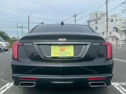 当店在庫は外装、内装クリーニング後に展示し、併せて事故修復歴の有無、メーター改ざん歴の有無も第三者機関による検査を全台実施しております。車検、整備、鈑金塗装も自社で対応できますのでご安心ください。