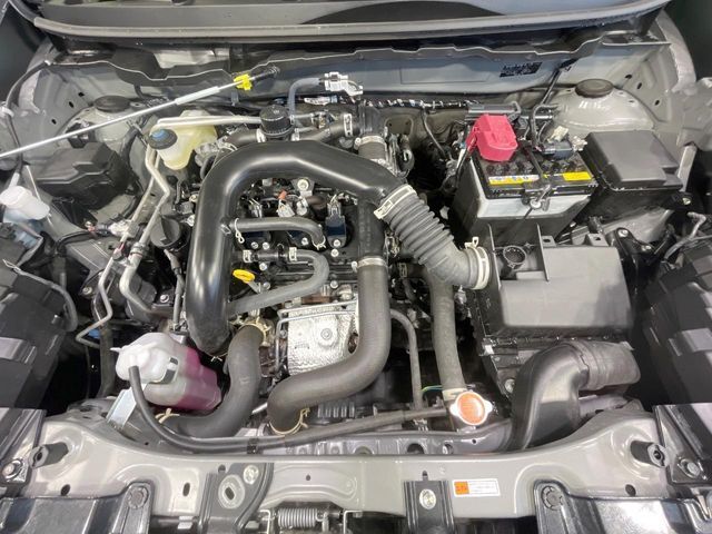 親切・丁寧な専門メカニックスタッフが応対！・車検・点検整備・事故等の修理などアフターサービスも安心。お車のカスタマイズもネクステージのサービススタッフまでご相談ください！