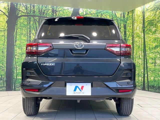 安心の最長10年・走行無制限保証（有償）をご用意。保証内容も充実はもちろん、無料点検＆オイル交換や、年中無休の全国・24時間ロードサービスも付帯されておりますのでご安心下さい。