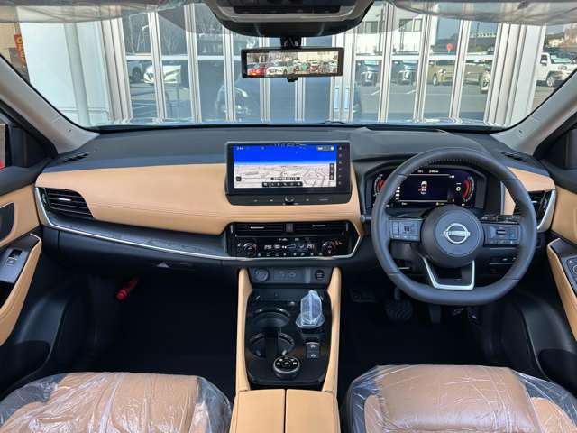 とっても視界が広くて、女性も運転しやすいお車になっております。
