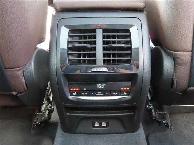レザー＆セレクトpkg/LCIモデル/1オーナー/サンルーフ/茶革/第7世代iDriveナビ/全周囲カメラ/DTV/CarPlay/アンビエントライト/ベンチレーションシート/LED/Pアシスト/ジェスチャーC/