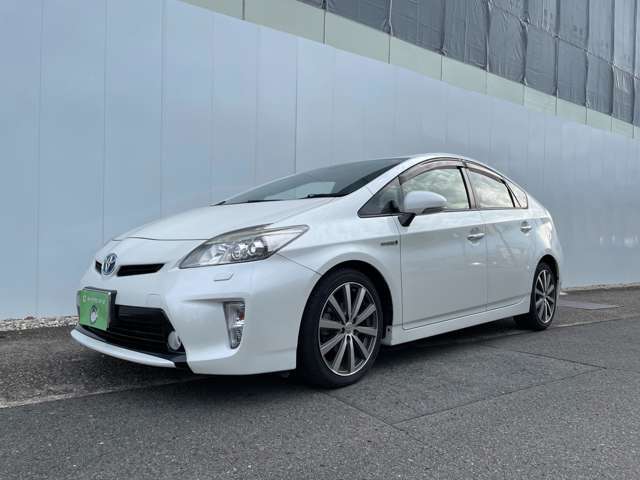 販売はもちろんの事、自社指定工場完備ですので、車検から整備、鈑金まで幅広く対応いたします。購入後のメンテナンスもお任せ下さい。他店で購入された車でも大丈夫です！！ご家族の車もお任せ下さい。