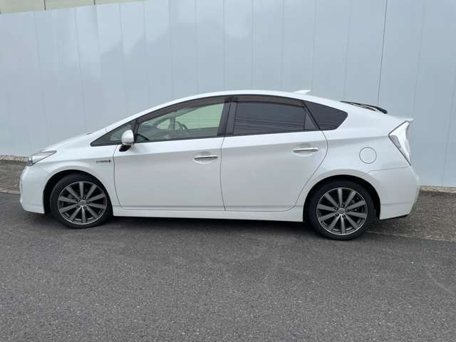 他府県の方は県外登録費用（行政書士代行料）及び納車希望の場合は陸送費がかかります。