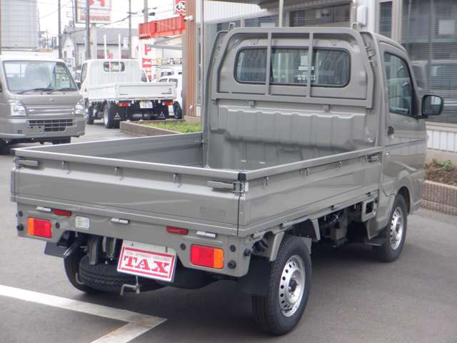 現在掲載されていない展示車両も続々と入荷致します！！他店在庫もございますので、お探しのお車がございましたらお気軽にお問合せ下さい！！