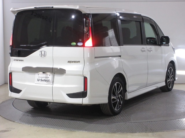ワンオーナー車のステップワゴンスパーダ (クールスピリットホンダセンシング)が入庫です。2024年、23年、22年、21年に当社自社工場にて法定点検を実施しております。
