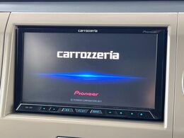 【ナビゲーション】目的地までしっかり案内してくれる使いやすいナビ。Bluetooth接続すればお持ちのスマホやMP3プレイヤーの音楽を再生可能！毎日の運転がさらに楽しくなります！！