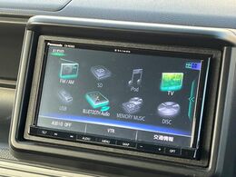 【ナビゲーション】目的地までしっかり案内してくれる使いやすいナビ。Bluetooth接続すればお持ちのスマホやMP3プレイヤーの音楽を再生可能！毎日の運転がさらに楽しくなります！！