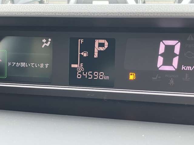 自社認証整備工場完備！ 納車整備からアフターフォローまでお任せください　車検や定期点検、オイル交換はもちろん、ナビやドラレコ、バックカメラ、ETC等の用品取付も当店にお任せください。