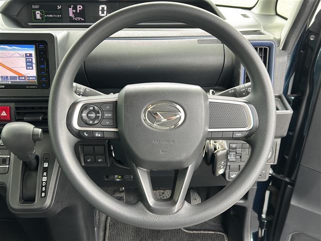 気になる車はすぐにお問い合わせください！画面右側の0066から始まる無料ダイヤルからお問い合わせ下さい！専門スタッフがお車のご質問にお答えいたします！