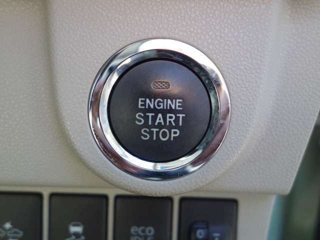 ワンプッシュでエンジンの始動、停止が可能です