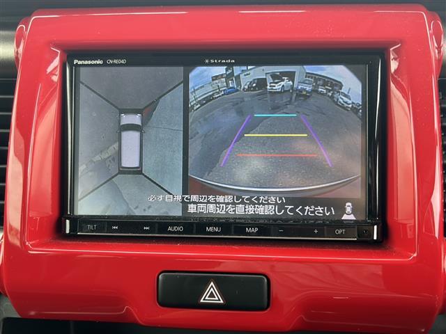 【　全方位モニター　】上から見下ろしたように駐車が可能です。安心して縦列駐車も可能です♪