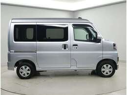 私たちは「喜んでいただける」お車を目指しています。中古車なんて「値段は安いけど…」あんしんして乗れるのかな～なんて不安になるお客様も多いと思います。不安を解決し、いいお車選びしてください！