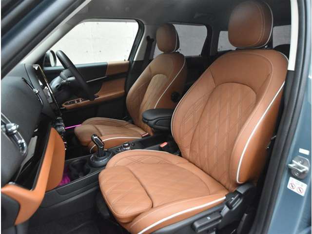 禁煙車ですので車内にはタバコはもちろん、ペットなどの気になる匂いもありません。