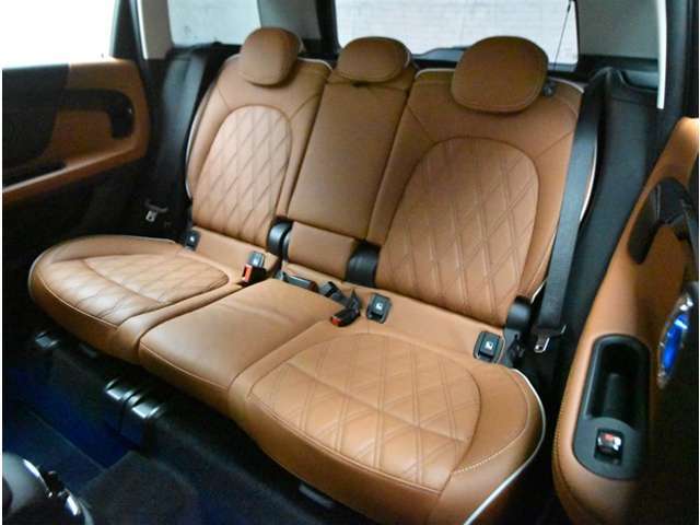 輸入車専門のコンピューター診断機を使った整備と長年の経験で培ったプロの技術で、納車前整備、修理を通してお客様のカーライフをしっかりサポートさせて頂きます。