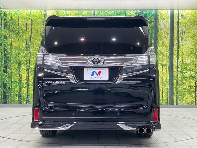 安心の最長10年・走行無制限保証（有償）をご用意。保証内容も充実はもちろん、無料点検＆オイル交換や、年中無休の全国・24時間ロードサービスも付帯されておりますのでご安心下さい。