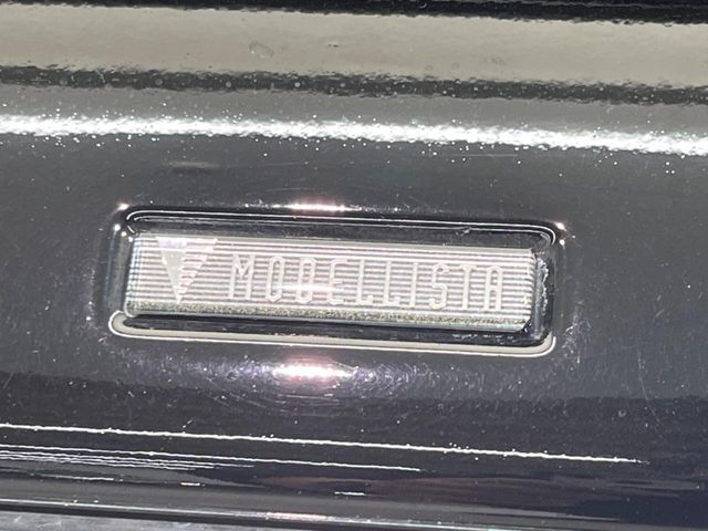 【モデリスタエアロ】人気のモデリスタエアロを装着！クルマの外観がよりスタイリッシュになり、街中で存在感あふれる1台に♪将来買い替える時にもリセールに影響しやすく、価値ある人気の装備です！