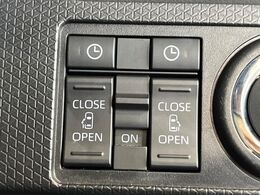 【両側パワースライドドア】スマートキーや運転席のスイッチで後席両側スライドドアの開閉が可能♪電動だから力を入れてドアを開ける必要が無く、小さなお子様でも簡単に開け閉めでき快適です♪