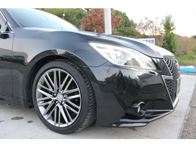 LINEでのお問い合わせができます！お問合せ車両の情報と「見積り」や「在庫確認」などのご用命を添えてお問合せ下さい。ご購入後もお店とLINEでのやり取りが可能です。オイル交換や車検のご依頼も承ります。