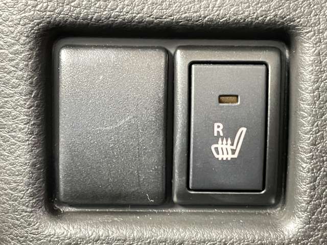 【運転席操作部】快適なドライブを楽しむための機能が装備されています！運転席から触れるので、使いやすいです！除菌プランいれていただくと、さらに清潔で安心していただけます！