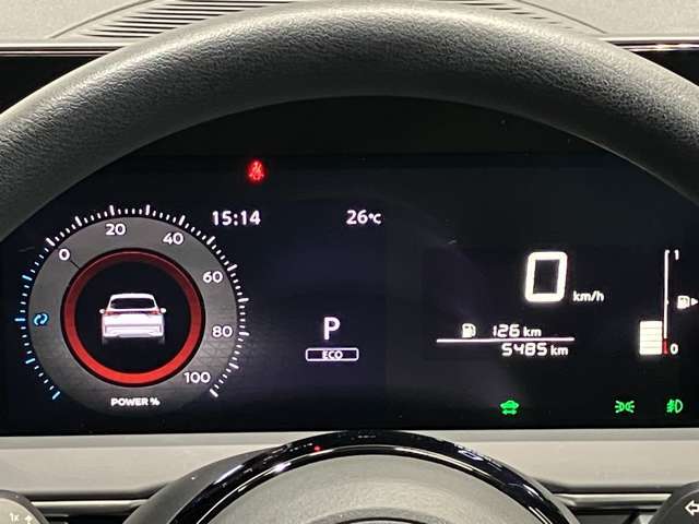 【デジタルメーター】速度計がデジタルで分かりやすいです★長距離ドライブの時もラクラク★