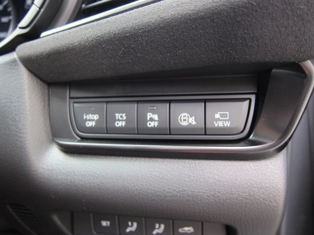 運転をサポートする安全装備も充実です