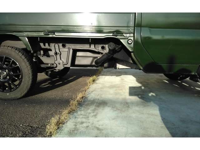 車の事なら最初（新車）から最後（解体）まで何でもお気軽にご相談下さい。