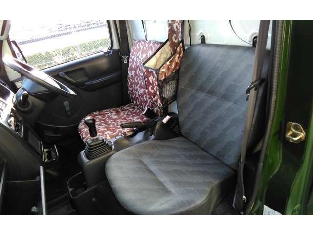 車の事なら最初（新車）から最後（解体）まで何でもお気軽にご相談下さい。