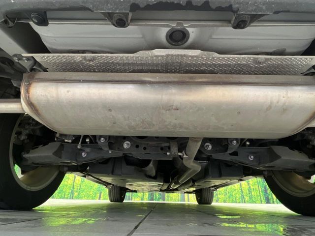 下回りがきれいなうちに、防錆加工の施工がオススメ。降雪地域はもちろん、沿岸部にお住いの方や、趣味でマリン・ウィンタースポーツをされる方にご好評いただいております。