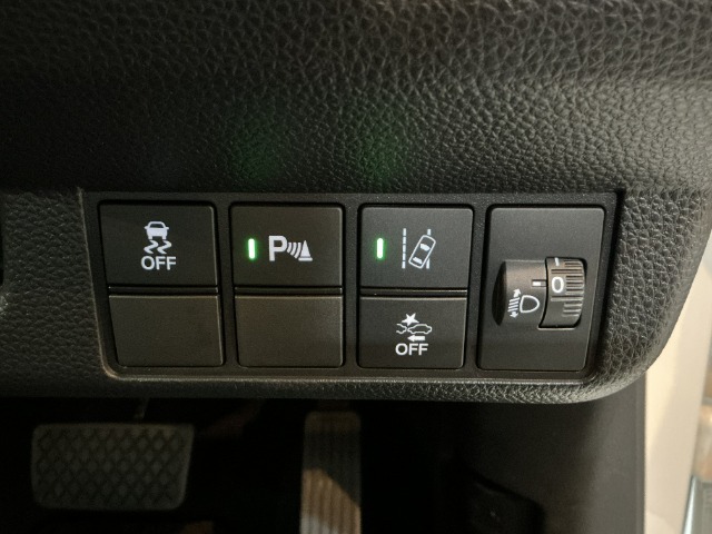 U-Selectは、Honda認定中古車ディーラーです！！安心です！！基本点検整備基準に準じた点検・整備を実施して、販売しています！！