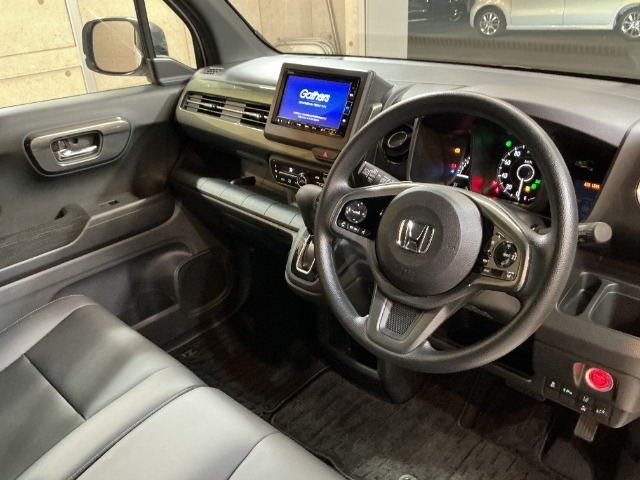 弊社では、お客様の安心・快適なカーライフの為に、ご契約前に現車を確認して頂いております。