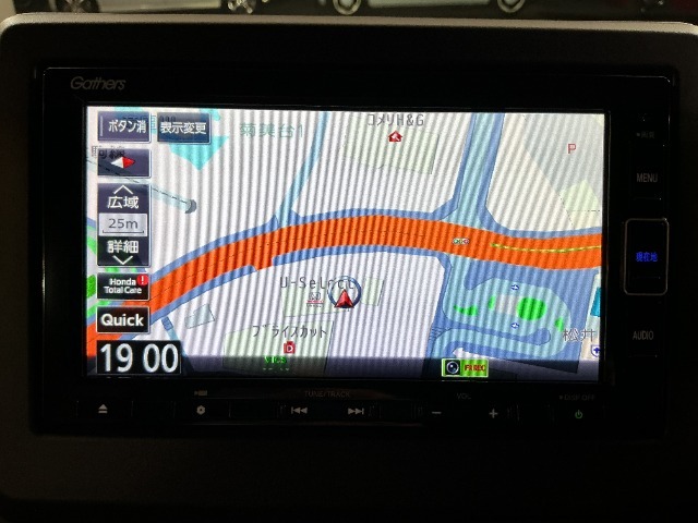 ホンダ系ディーラーで販売される全てのホンダ車なら、ホッと保証（無料）がついています。エアコン、純正オーディオを始め、エンジン、足廻りまでカバー。初回1ヵ月点検も無料で実施致します。