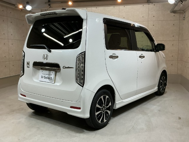 ホンダ系ディーラーで販売される全てのホンダ車なら、ホッと保証（無料）がついています。エアコン、純正オーディオを始め、エンジン、足廻りまでカバー。初回1ヵ月点検も無料で実施致します。