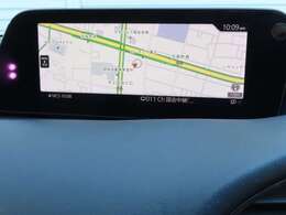 ナビSDを装着済みですので、ご納車後は直ぐにご使用いただけます。CDやDVDは装備していませんが、フルセグ付きでTVの視聴も可能です。