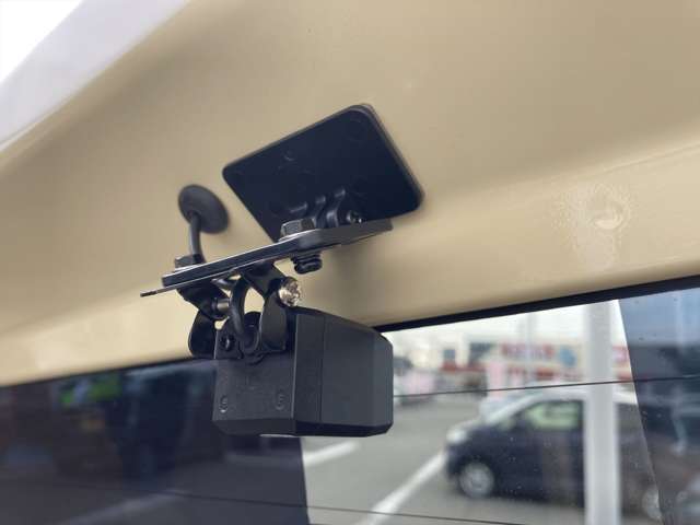 当社の展示車に走行距離や修復歴の虚偽は一切ありません◆距離が正確か確認する走行検索システムと厳正な基準を持つ第三者機関のAIS検査を全ての展示車で行い、基準クリアの厳選中古車のみをご提供しております◆