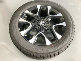 Honda CONNECT搭載車です。「Honda Total Care プレミアム」に加入頂くと、「緊急サポートセンター」や「Honda ALSOK駆けつけサービス」などのサービスが受けられます。