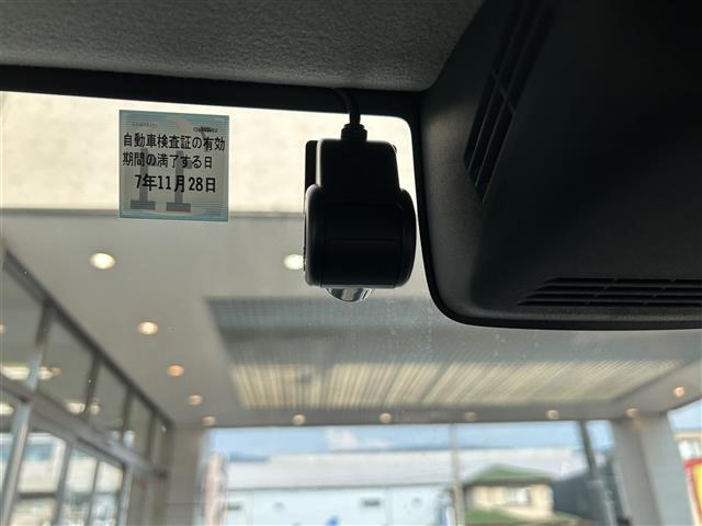 映像・音声などの運転中の記録を残します。事故などを起こした起こされた時の証拠になりえますので、もしも時でも安心ですね。