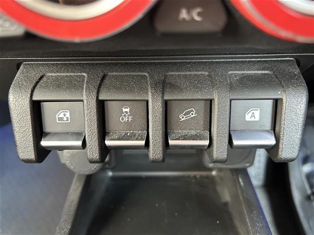 快適なドライブを楽しむための機能が装備されています！運転席から触れるので、使いやすいです！除菌プランいれていただくと、さらに清潔で安心していただけます！