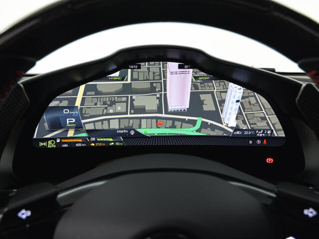 メーターパネルは16インチのデジタルディスプレイになります。ドライバーが見やすいようにディスプレイが湾曲しています。