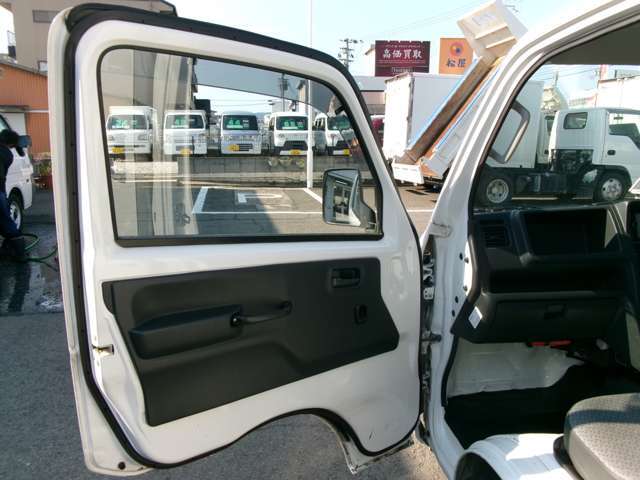 お車の事で気になる事があれば「無料電話0078-6002-871012」までお気軽にご連絡下さい！