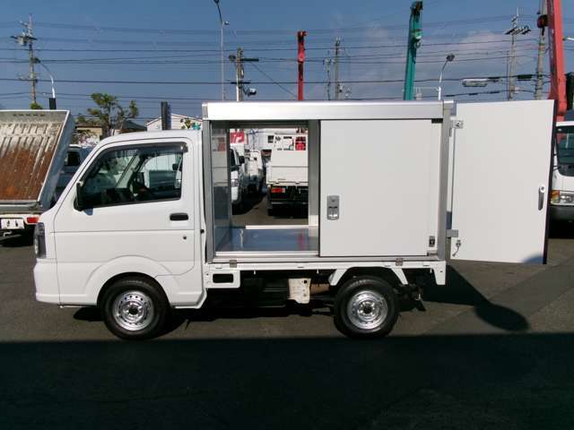 お車の事で気になる事があれば「無料電話0078-6002-871012」までお気軽にご連絡下さい！