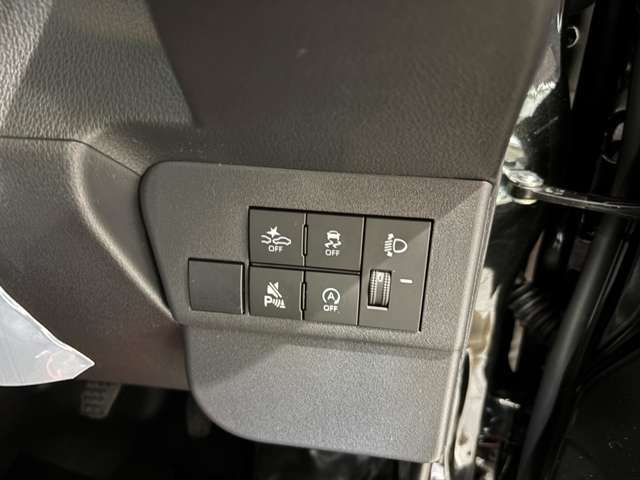 自家用自動車のみならず事業用の商用車も取り扱っておりますので何なりとお申し付け下さい！