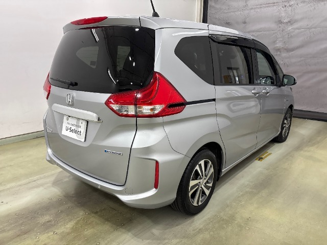 斜め後ろの画像です。是非現車をご確認ください！