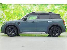 WECARSの在庫ページをご覧いただき誠にありがとうございます！WECARSは「お客様第一」をモットーにお客様のカーライフを全力でサポートいたします！